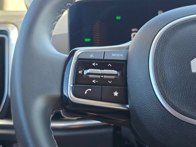 Certified 2025 Kia Sorento EX AWD/4WD image 32