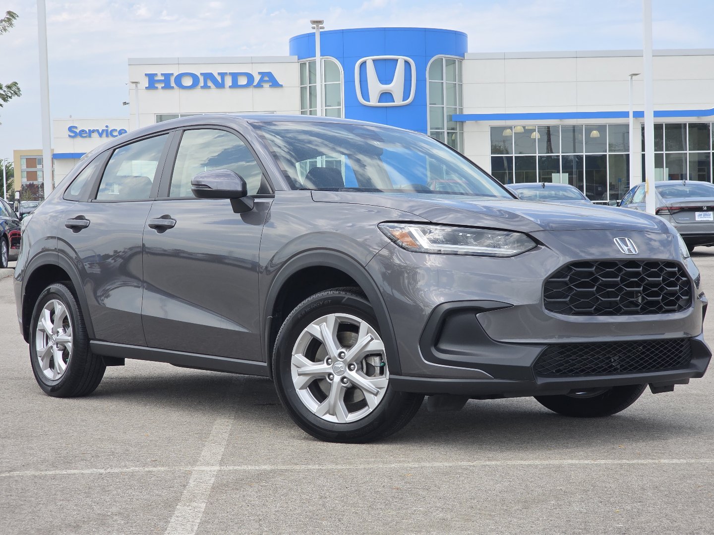 Certified 2024 Honda HR-V LX image 2