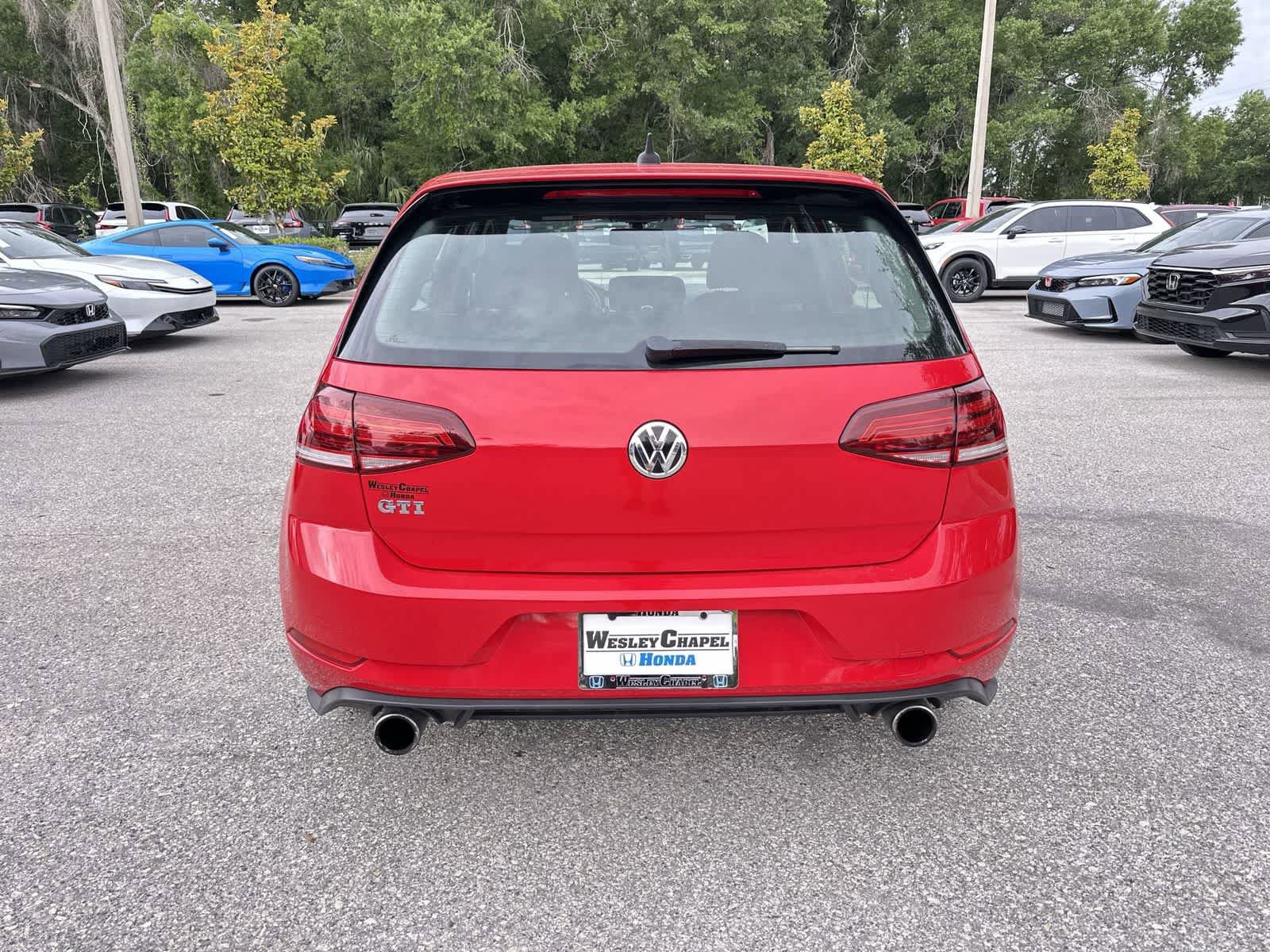 Used 2018 Volkswagen GTI SE w/ SE Leather Package FWD image 4