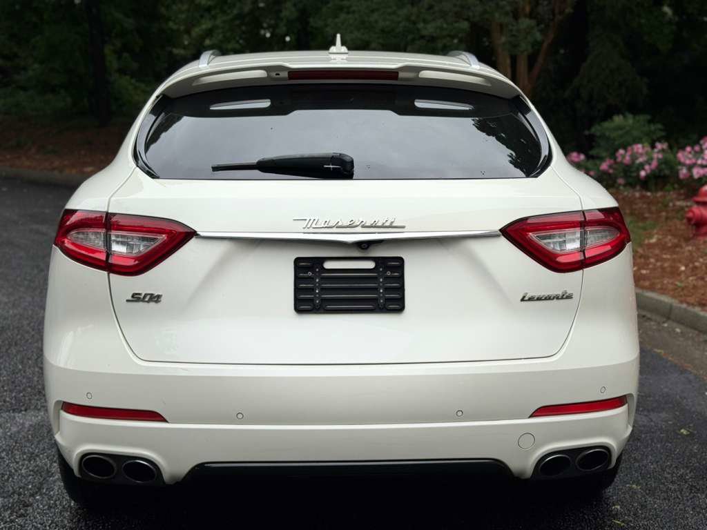 Used 2018 Maserati Levante S GranSport AWD/4WD image 22