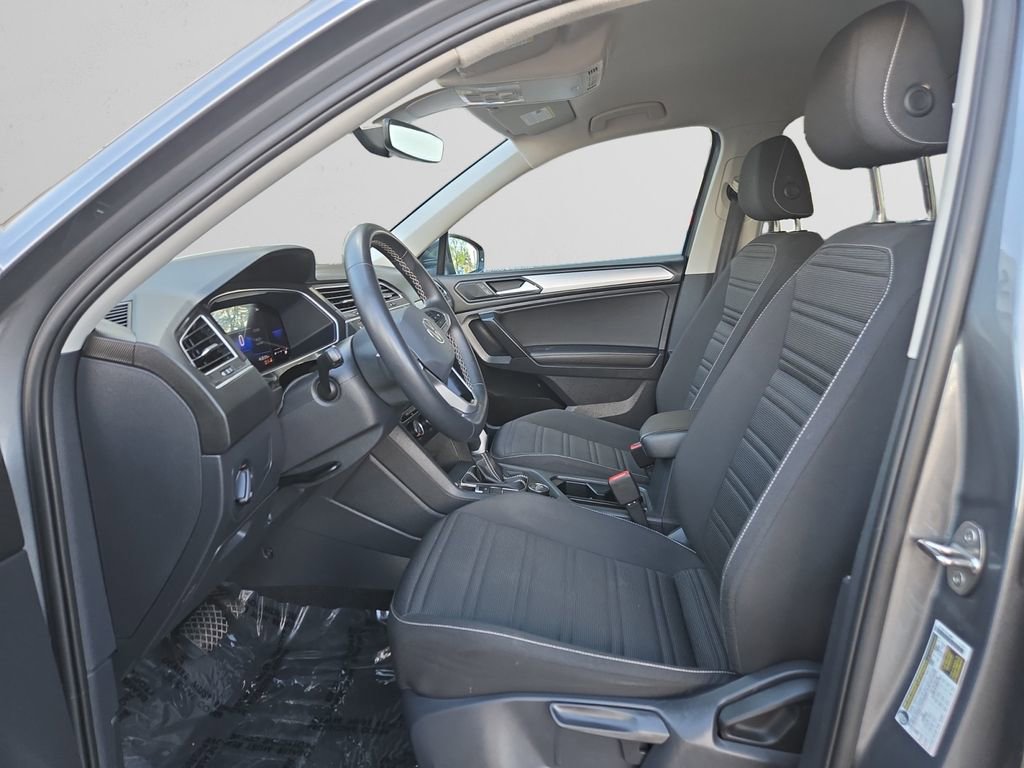 Used 2024 Volkswagen Tiguan S AWD/4WD image 10