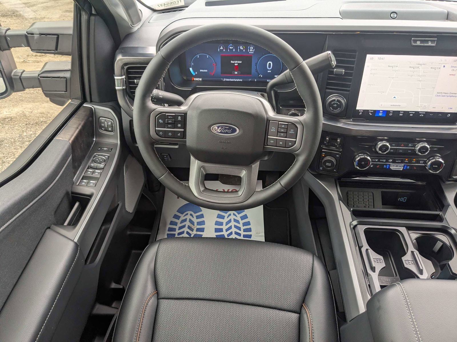 New 2026 Ford F250 Lariat w/ Black Appearance Package AWD/4WD image 16