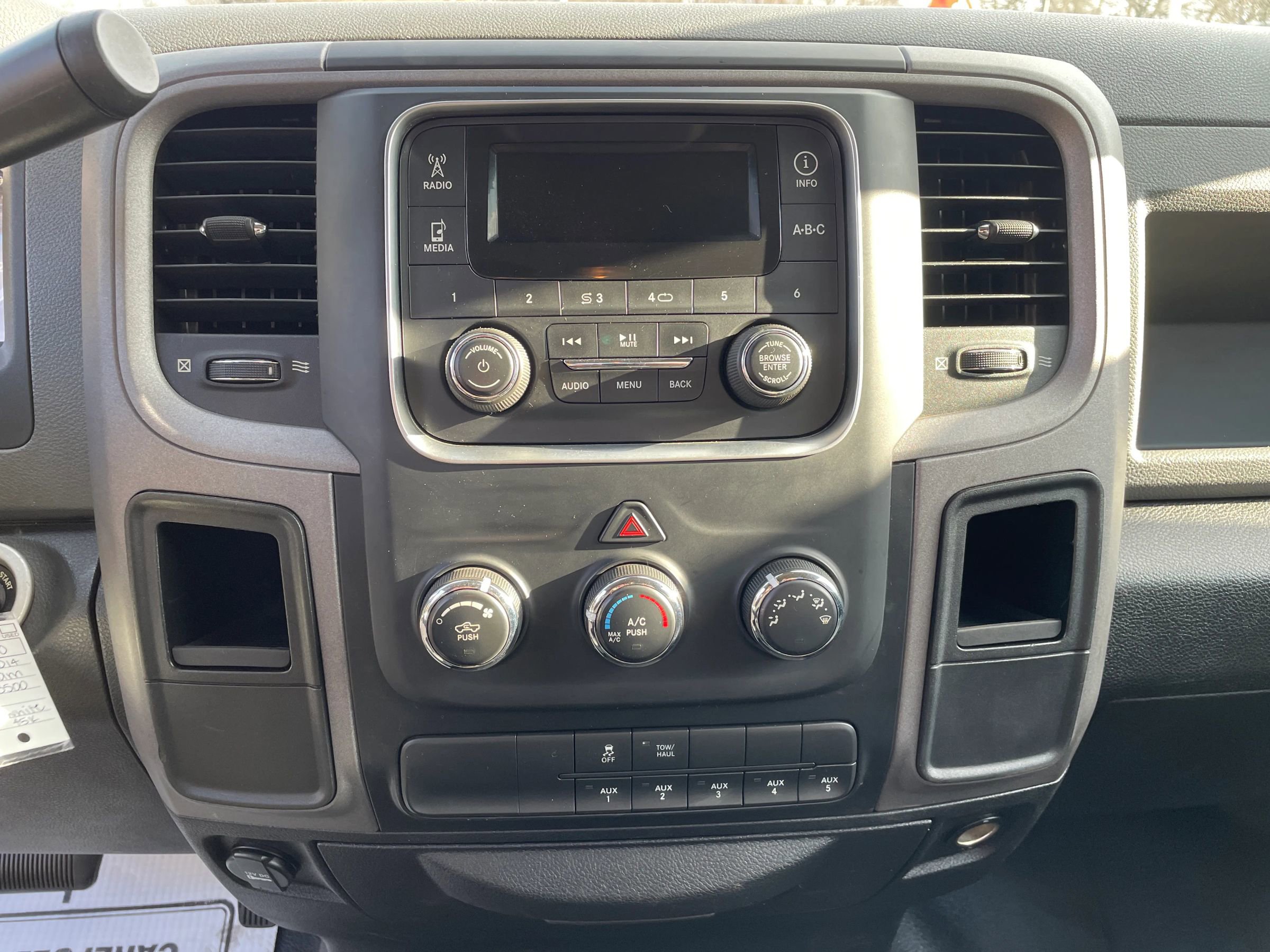Used 2014 RAM 3500 Tradesman image 14