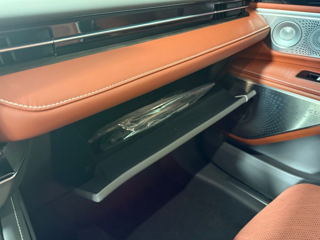 New 2024 Lincoln Nautilus Black Label w/ Jet Appearance Package (87T) image 29