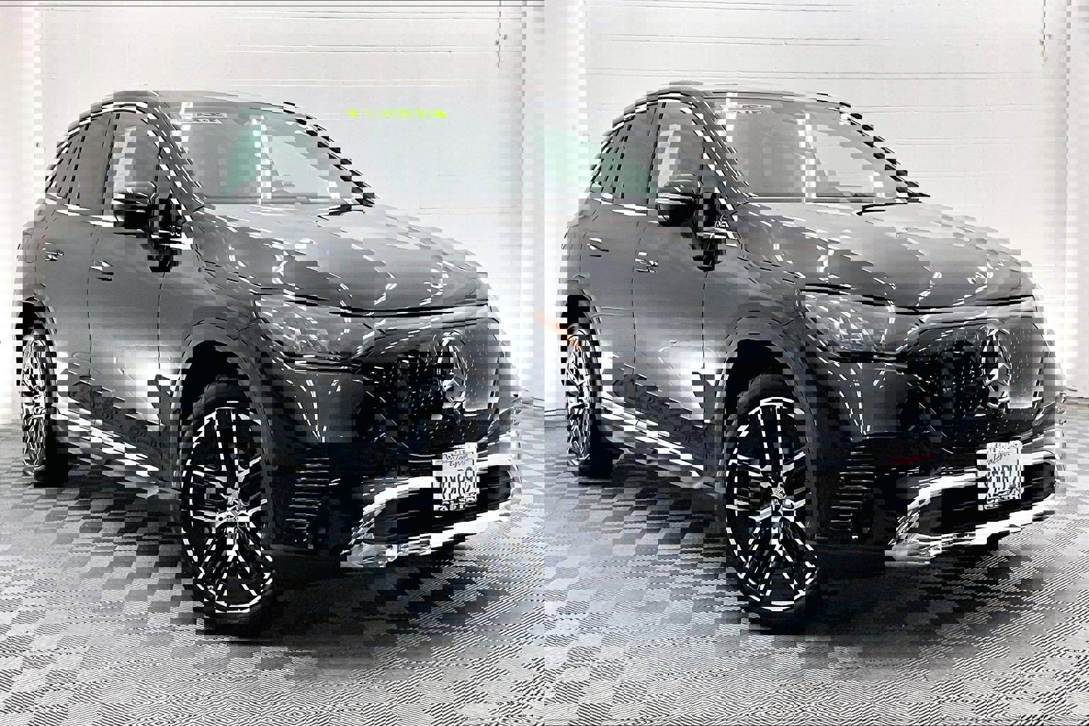 Used 2026 Mercedes-Benz EQE 320 4MATIC SUV image 35