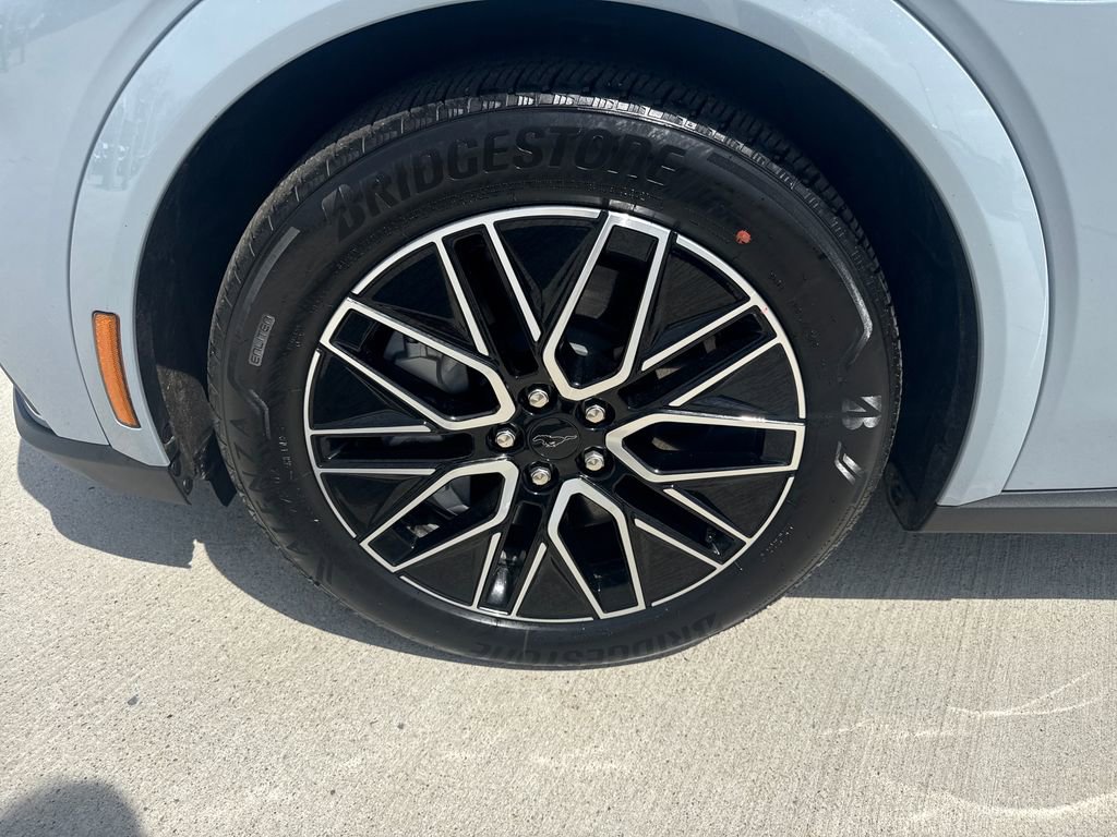 Used 2025 Ford Mustang Mach-E Premium image 19