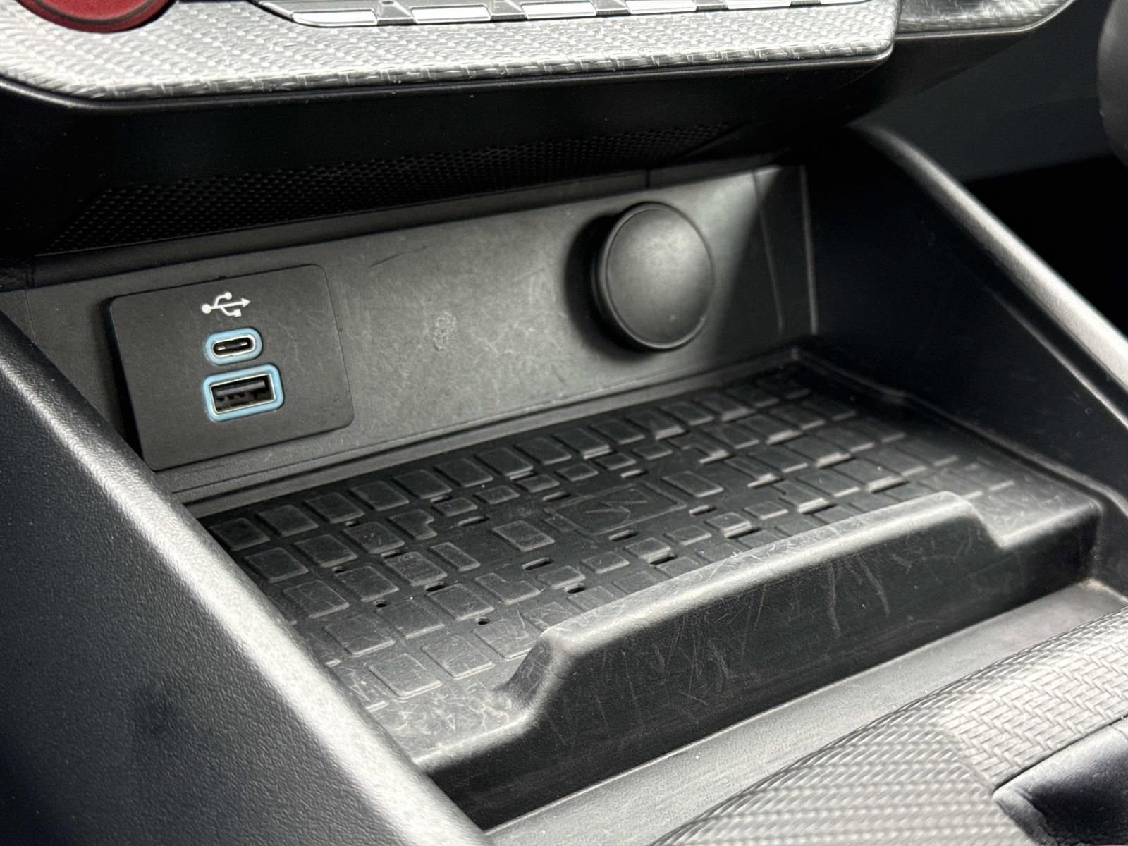 Used 2024 Ford Mustang Premium image 11