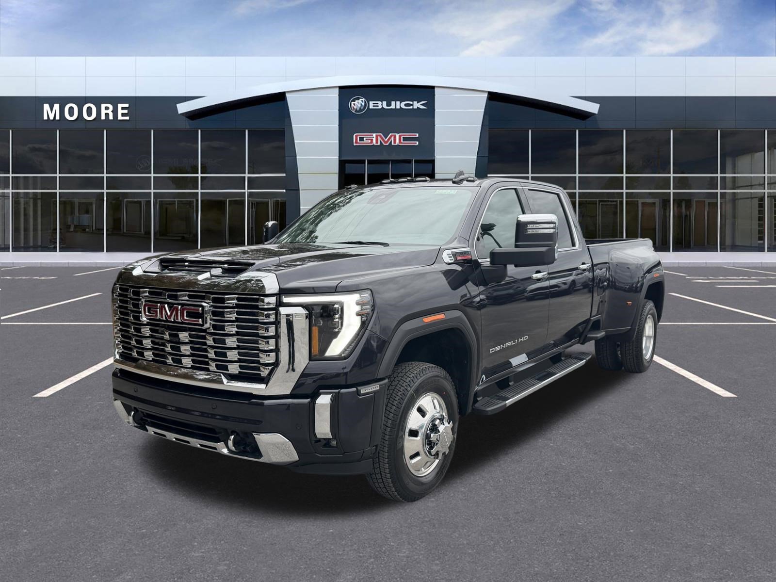 New 2026 GMC Sierra 3500 Denali w/ Denali Reserve Package AWD/4WD image 9