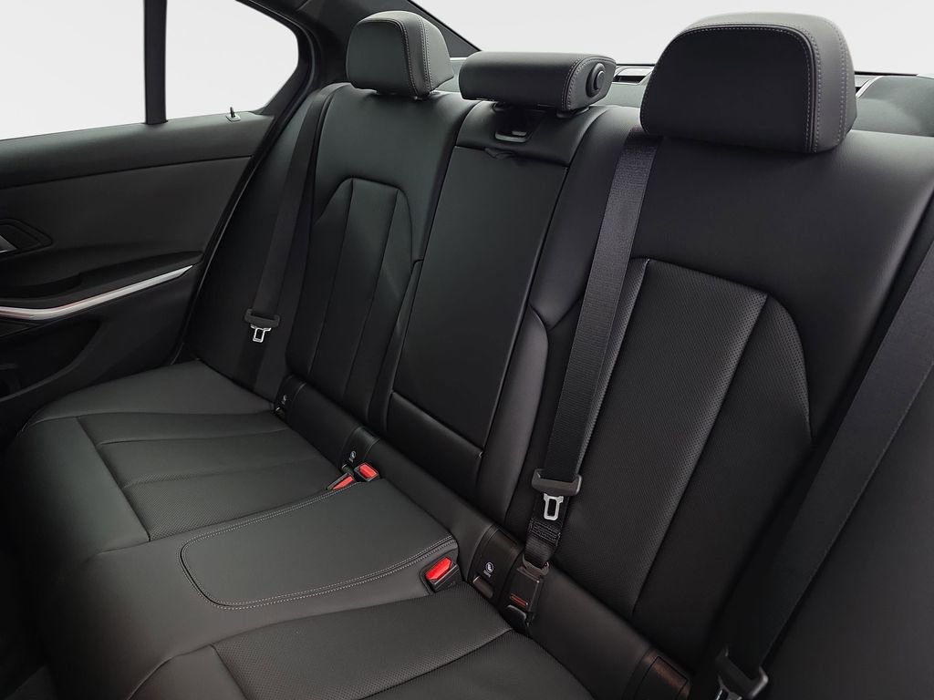 New 2026 BMW 330i xDrive Sedan w/ M Sport Package image 14