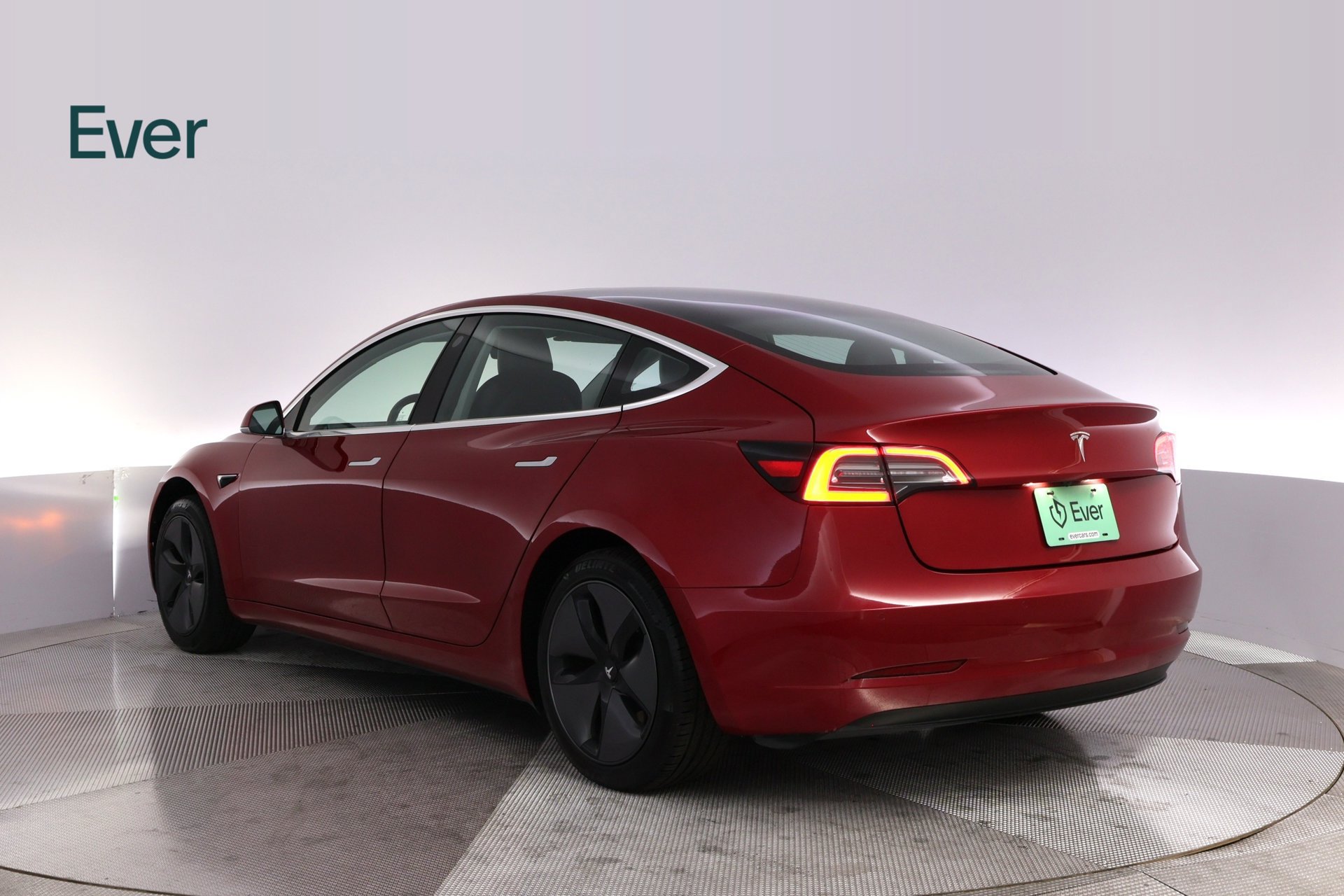 Used 2018 Tesla Model 3 Long Range RWD image 17