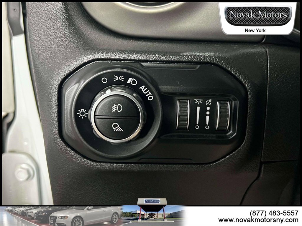 Used 2021 Jeep Gladiator Willys image 19