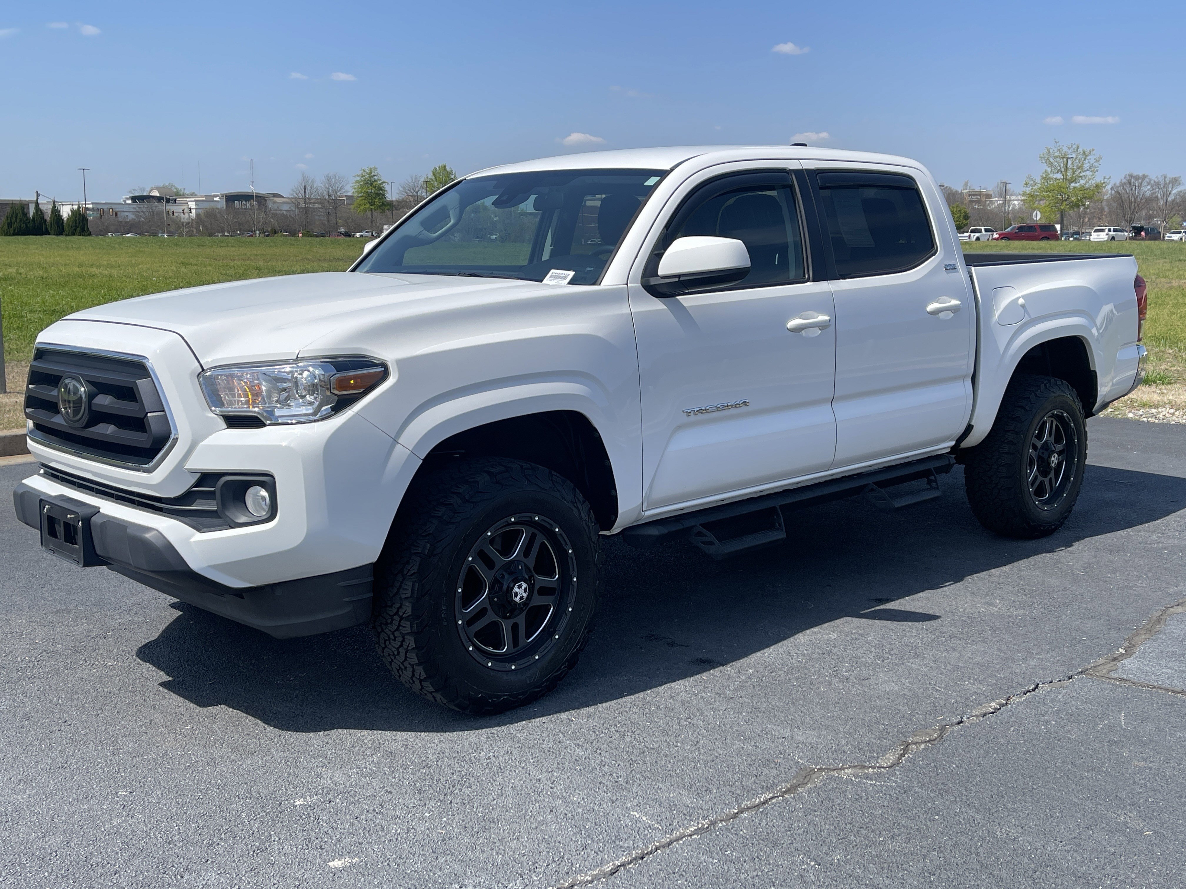 Used 2022 Toyota Tacoma SR5 image 5