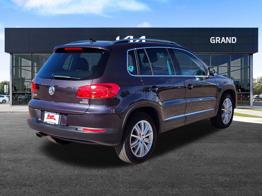 Used 2016 Volkswagen Tiguan S image 6