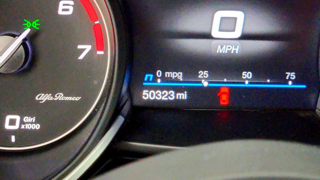 Used 2023 Alfa Romeo Stelvio Ti AWD/4WD image 16