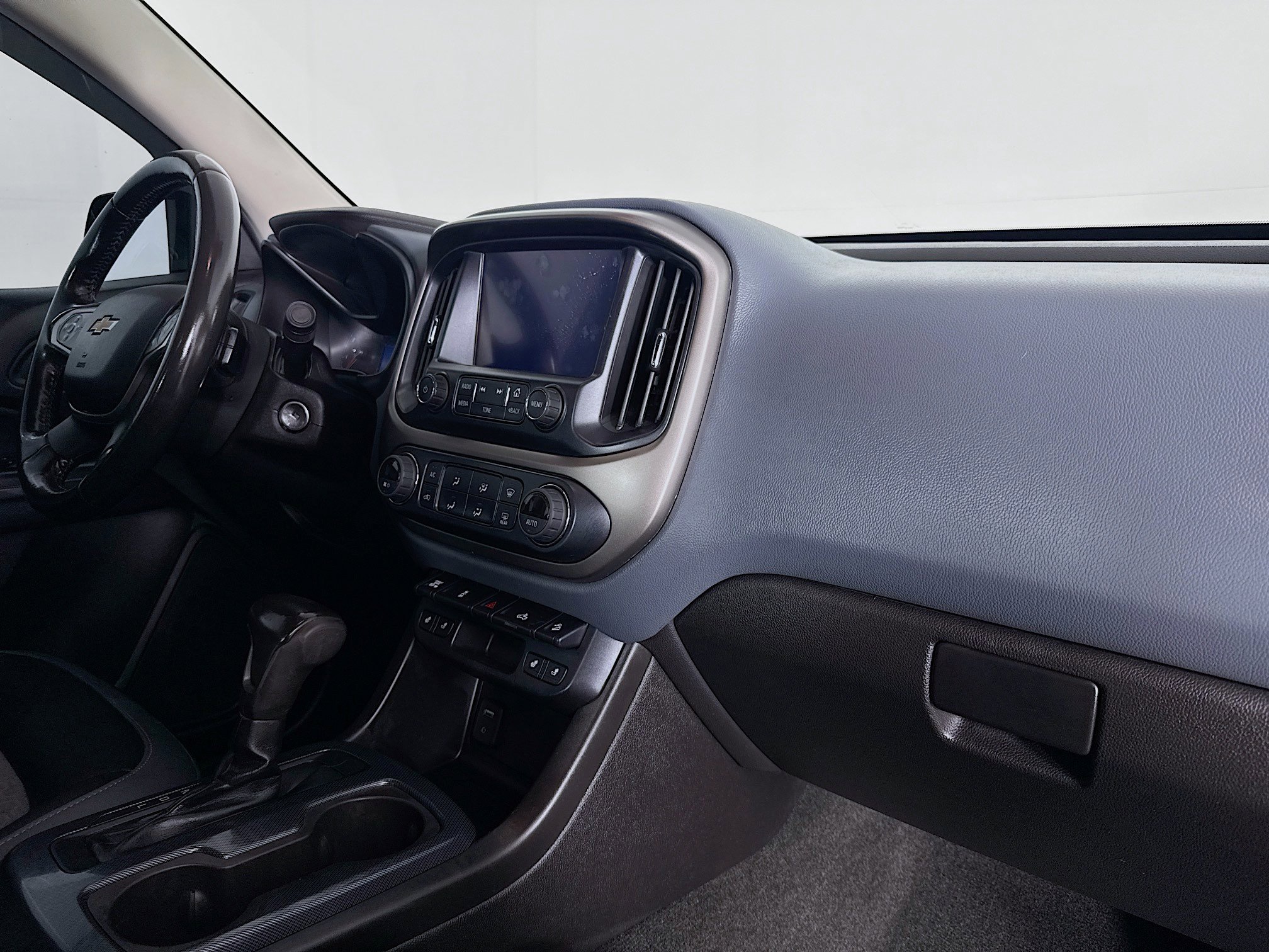 Used 2018 Chevrolet Colorado Z71 image 28
