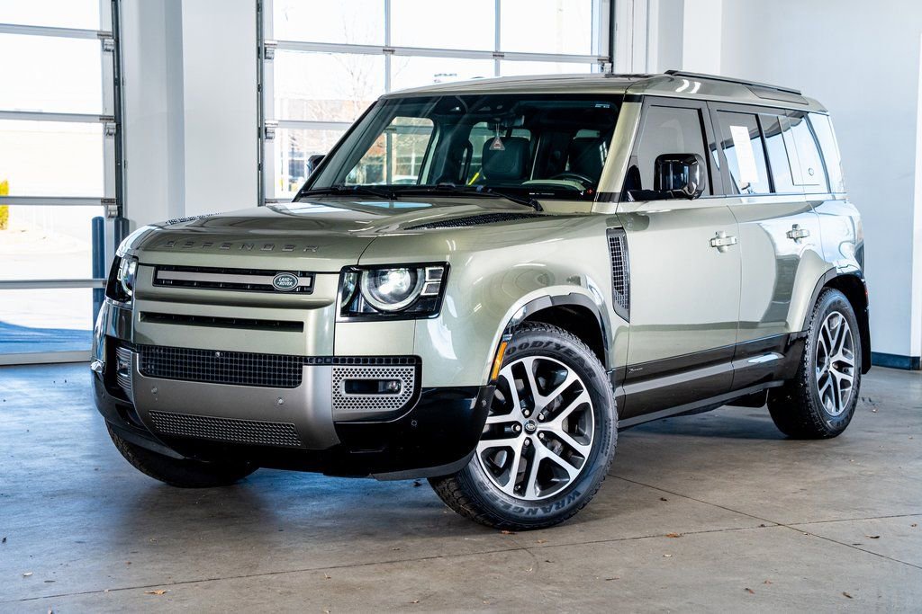 Used 2021 Land Rover Defender 110 X-Dynamic HSE image 2