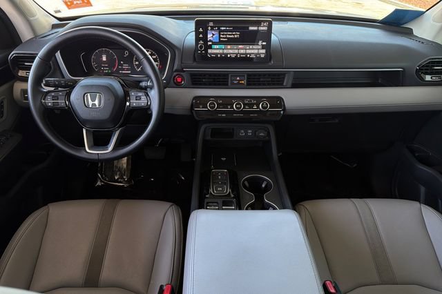 Certified 2025 Honda Pilot EX-L image 17