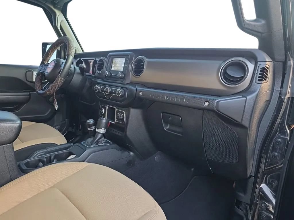 Used 2018 Jeep Wrangler Unlimited Sport AWD/4WD image 16