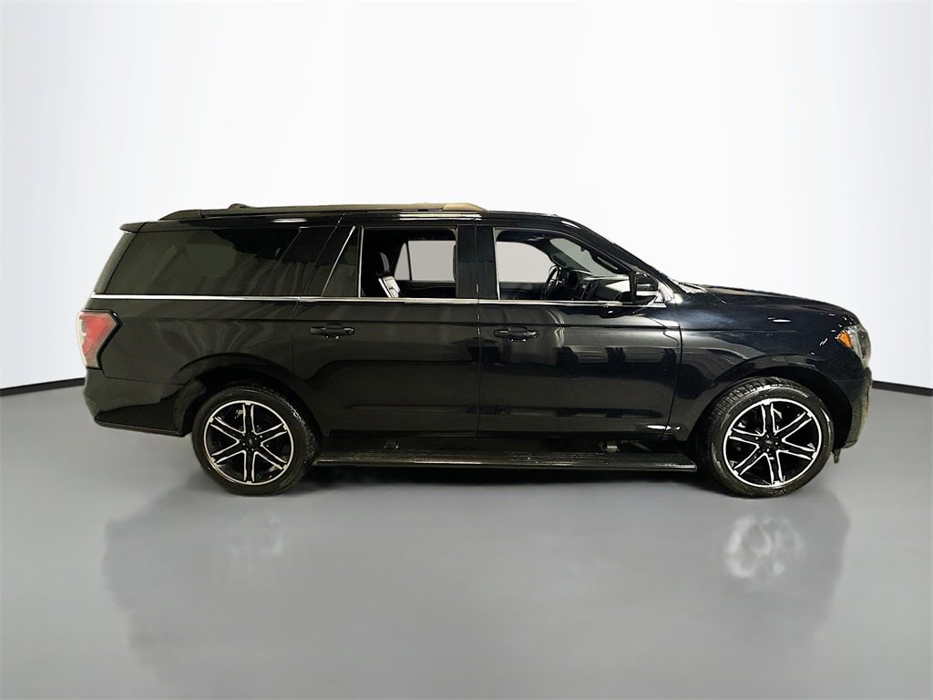 Used 2019 Ford Expedition Max Limited w/ Equipment Group 303A image 9