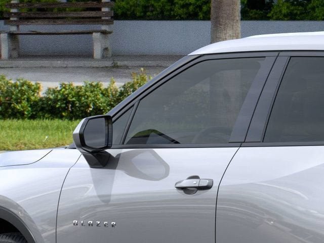 New 2025 Chevrolet Blazer LT FWD image 12