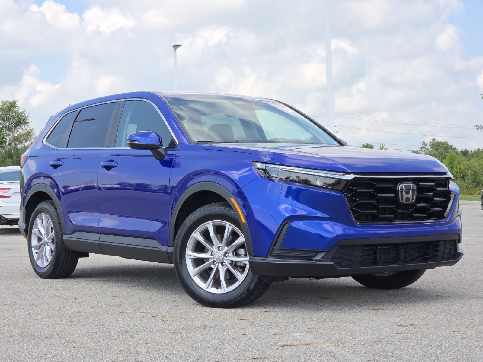Used 2024 Honda CR-V EX image 2