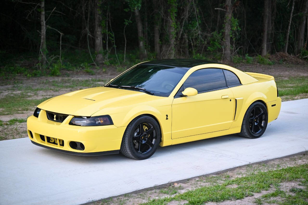 Used 2003 Ford Mustang Cobra RWD image 9