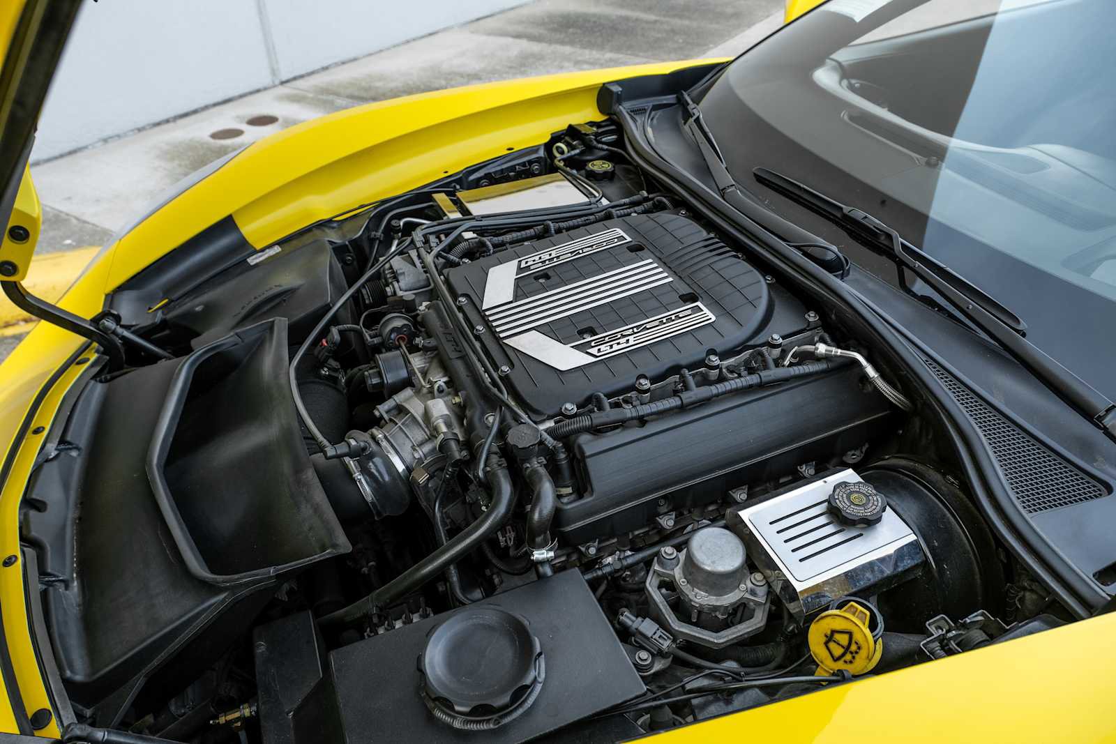 Used 2015 Chevrolet Corvette Z06 w/ 3LZ Preferred Equipment Group image 59