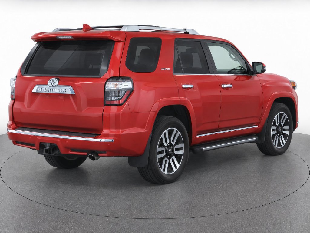 Used 2022 Toyota 4Runner Limited AWD/4WD image 4