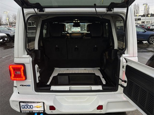 Used 2021 Jeep Wrangler Unlimited Sahara image 36