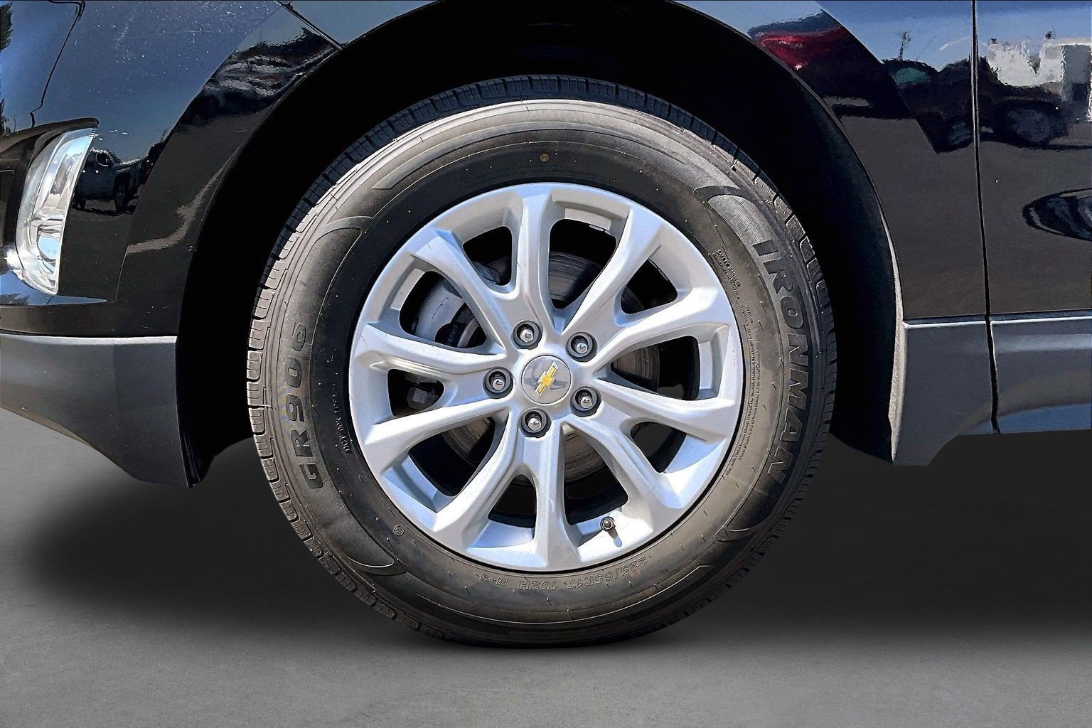 Used 2019 Chevrolet Equinox LT FWD image 8