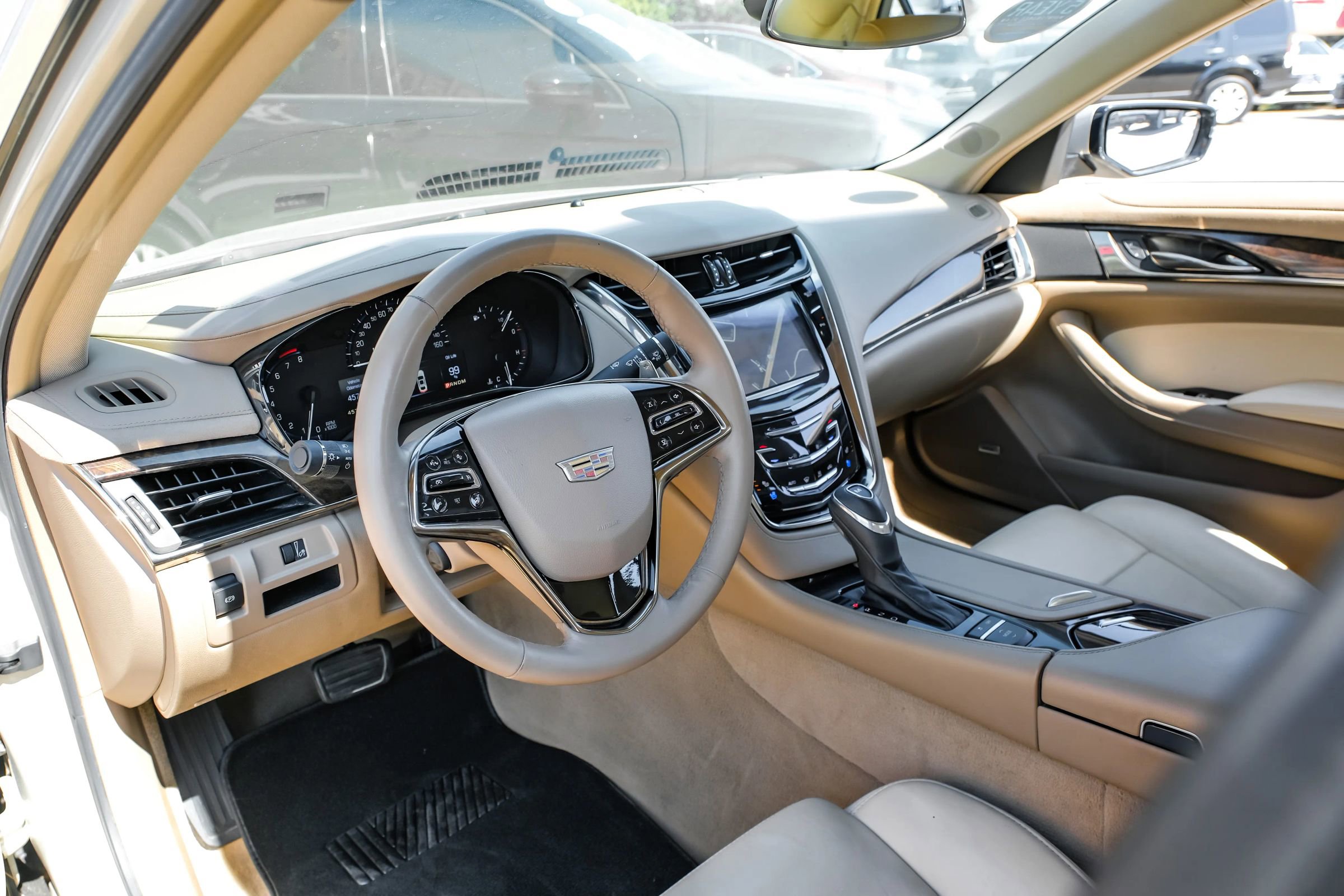 Used 2015 Cadillac CTS Luxury image 3