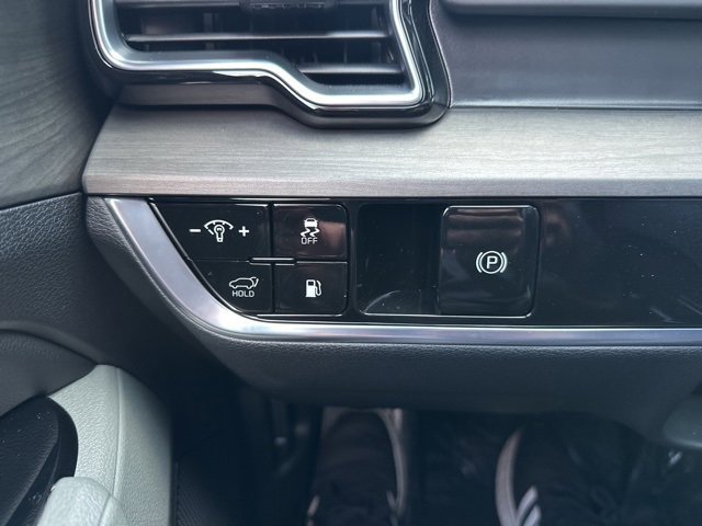 Used 2025 Kia Sportage X-Line image 28