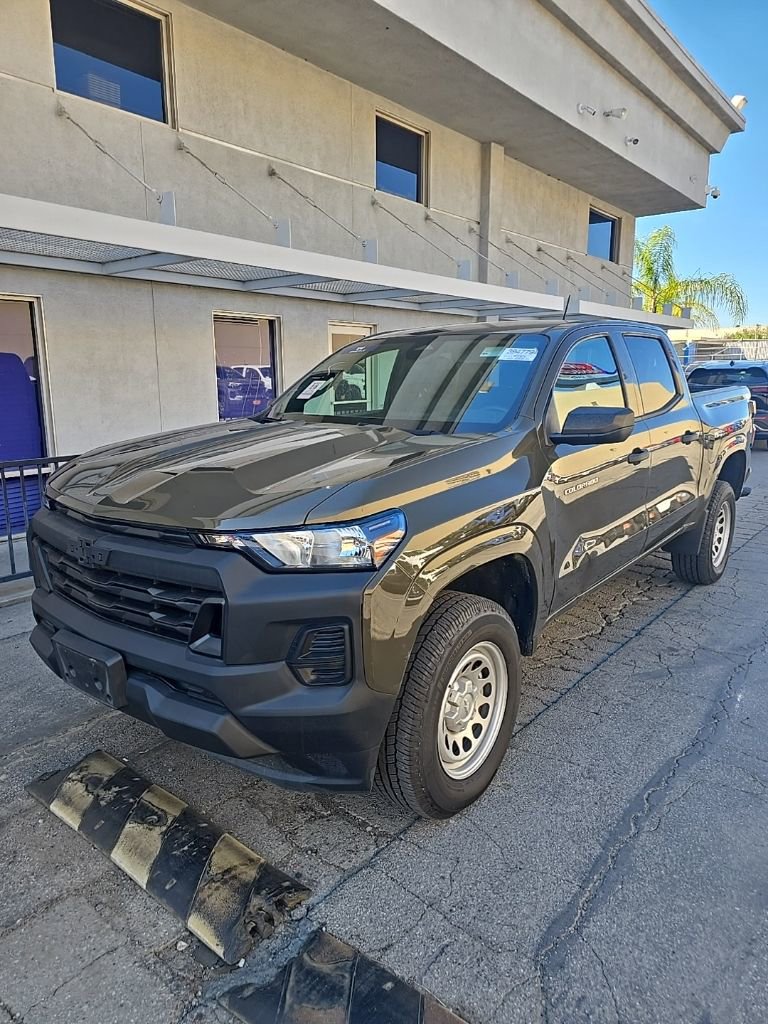 Used 2023 Chevrolet Colorado W/T image 1