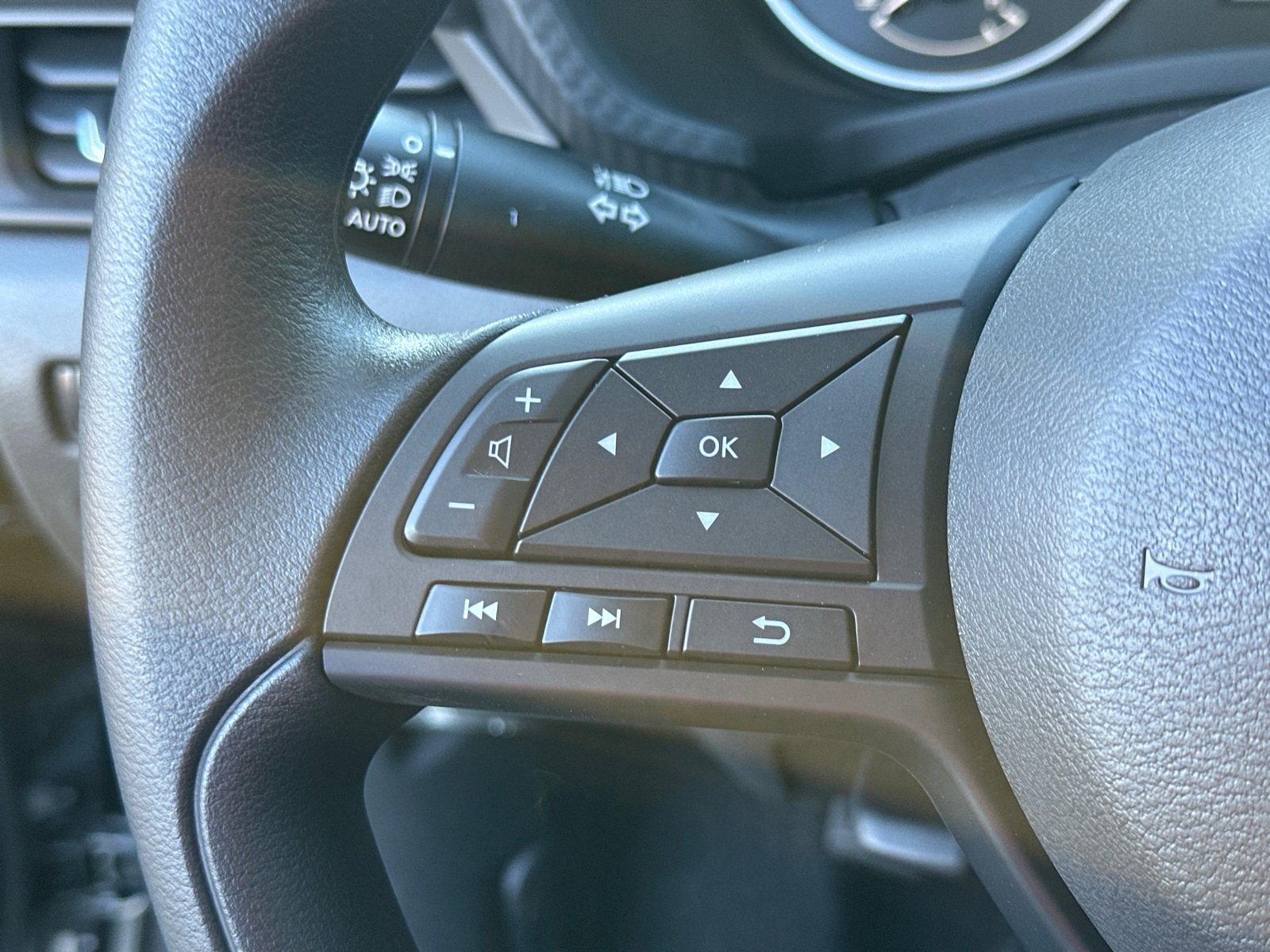 New 2026 Nissan Rogue SV image 25