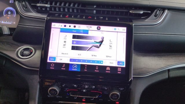 Used 2022 Jeep Grand Cherokee L Overland AWD/4WD image 19