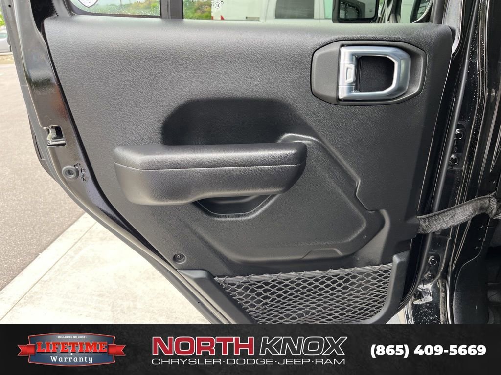 Used 2021 Jeep Gladiator Sport AWD/4WD image 15
