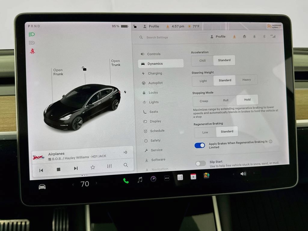 Used 2018 Tesla Model 3 Mid Range RWD image 29