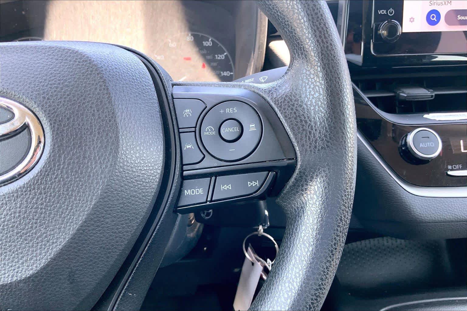 Used 2024 Toyota Corolla LE FWD image 24