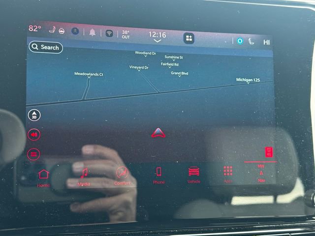 Certified 2025 Jeep Wagoneer Series III image 36