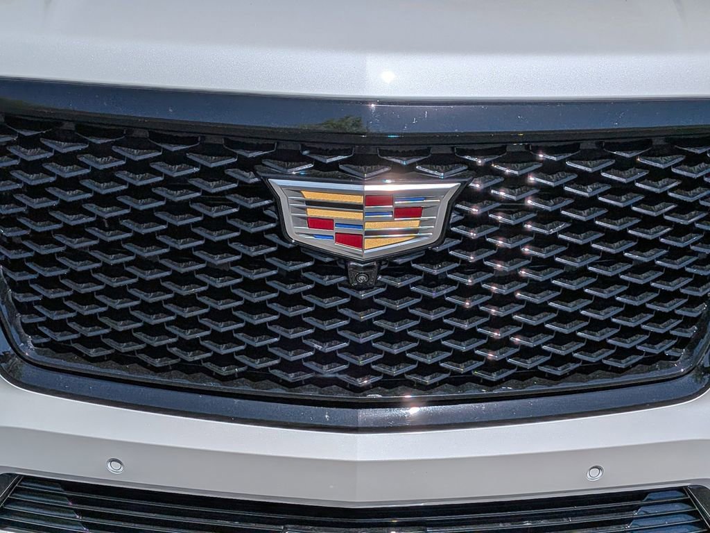 Used 2025 Cadillac Escalade Sport w/ Touring Package AWD/4WD image 11