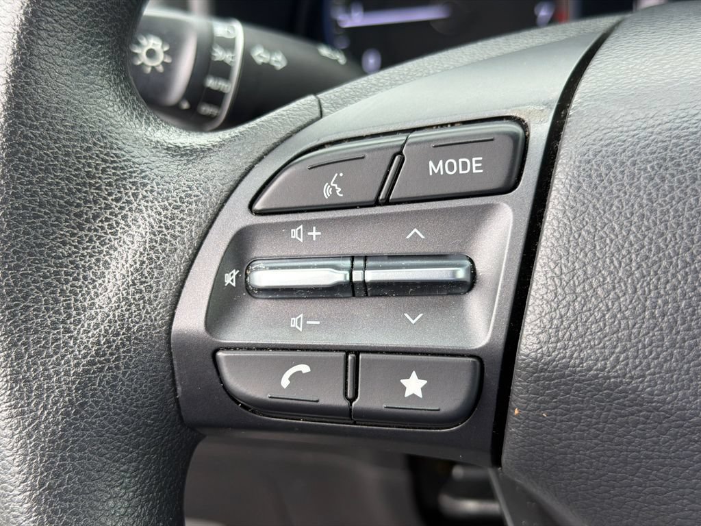 Used 2023 Hyundai Kona SEL FWD image 24