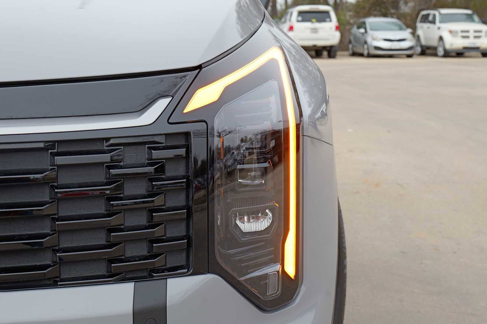 Certified 2026 Kia Sportage EX image 3