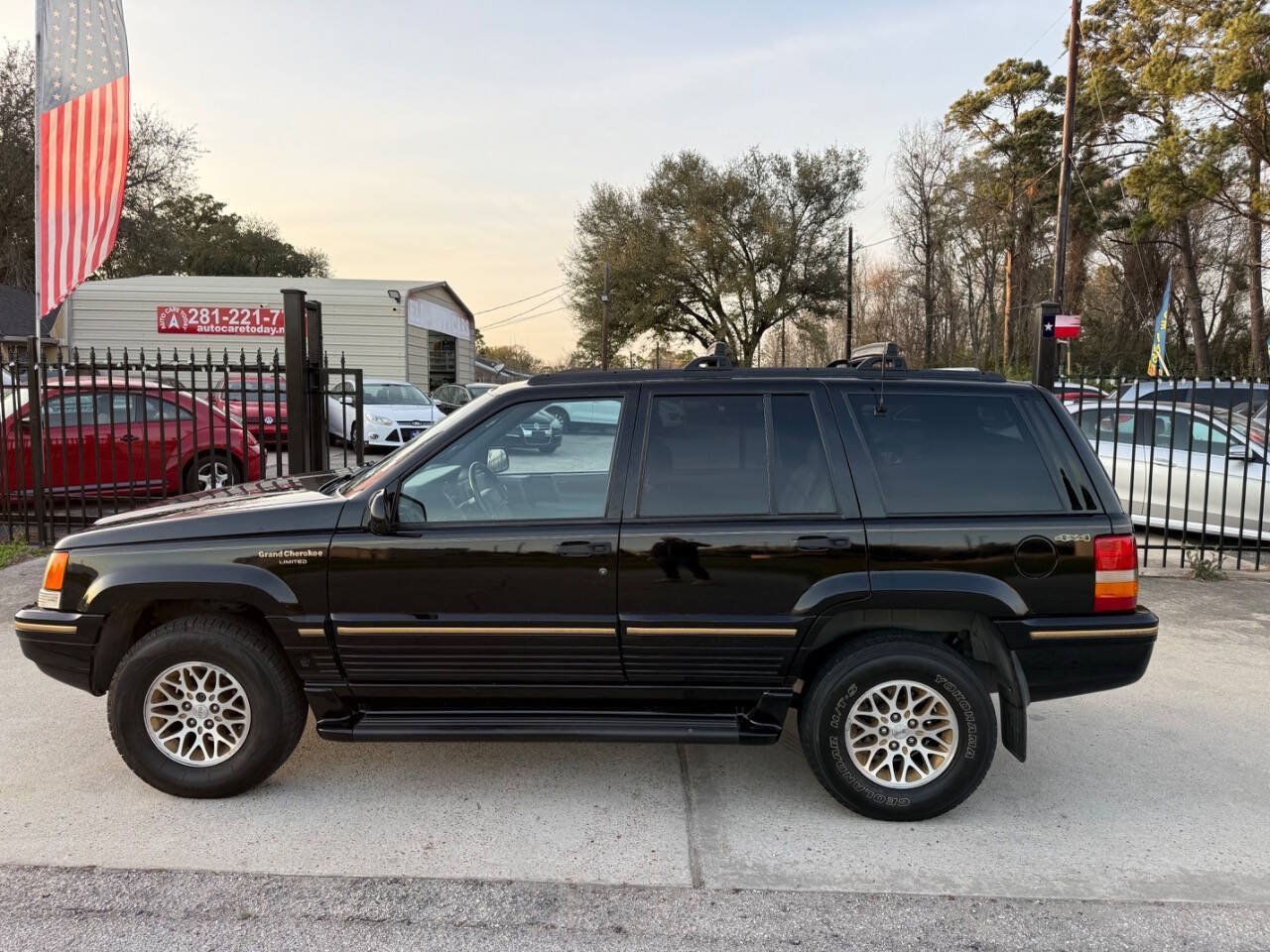 Used 1995 Jeep Grand Cherokee Limited AWD/4WD image 11