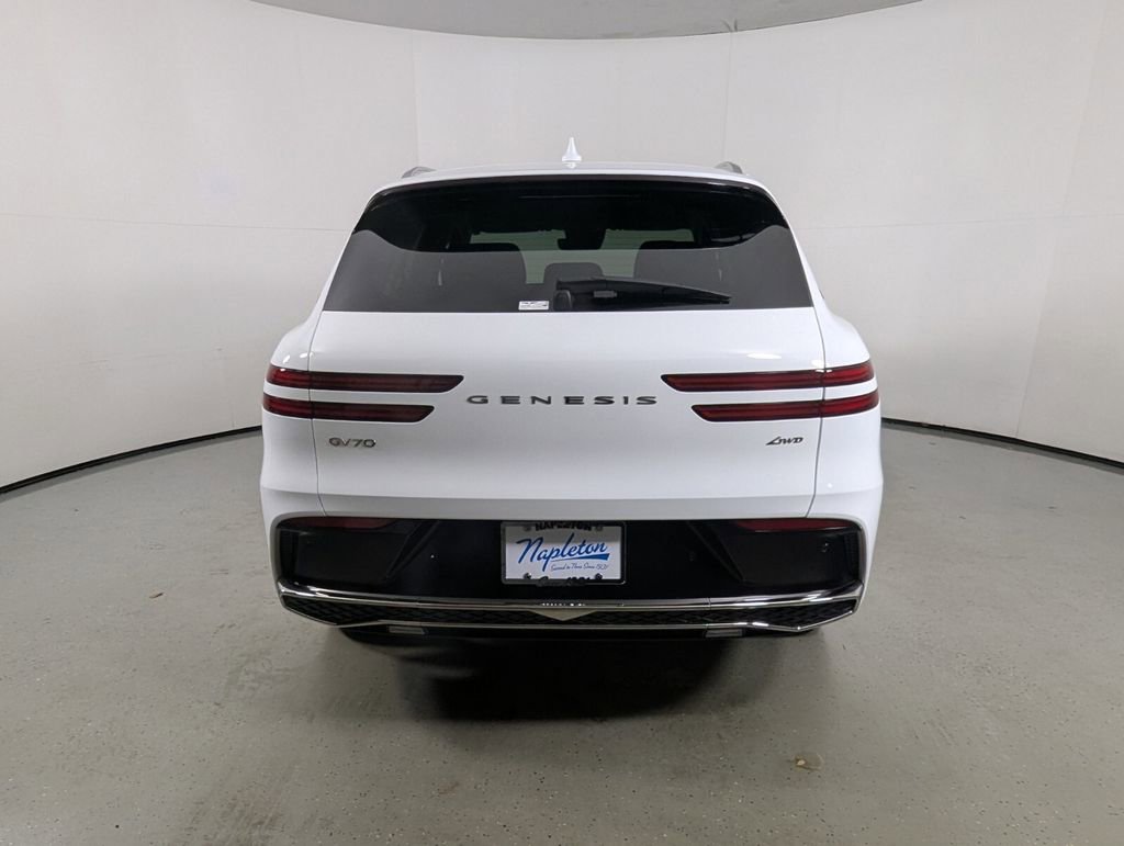 Used 2026 Genesis GV70 2.5T image 7