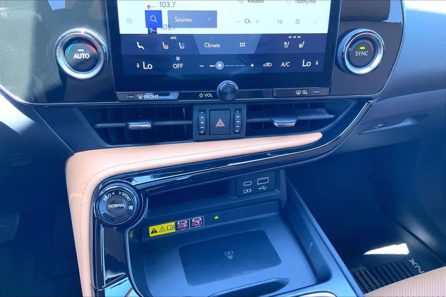 Used 2023 Lexus NX 350 AWD image 34
