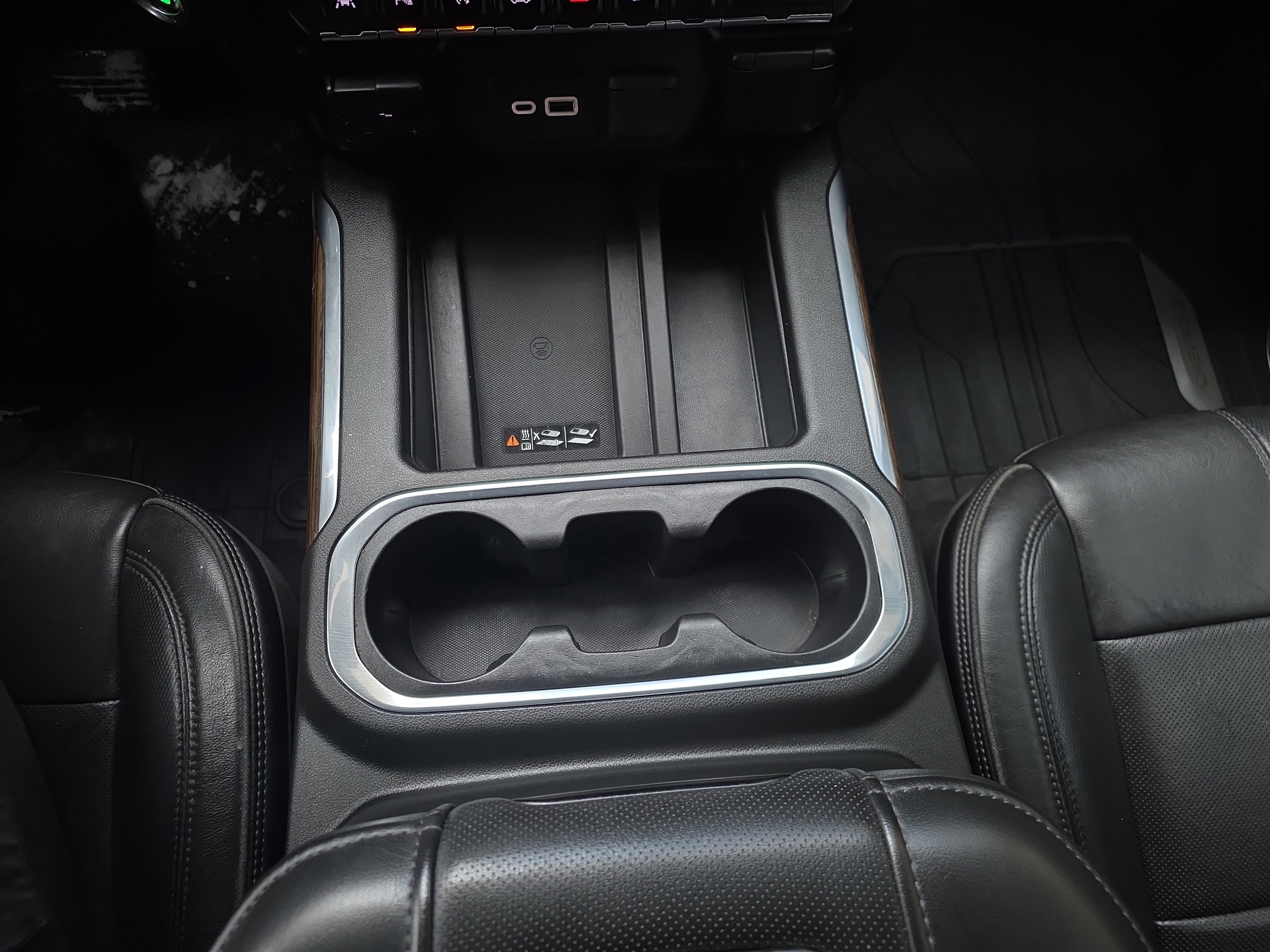 Used 2020 Chevrolet Silverado 1500 High Country w/ Technology Package image 25