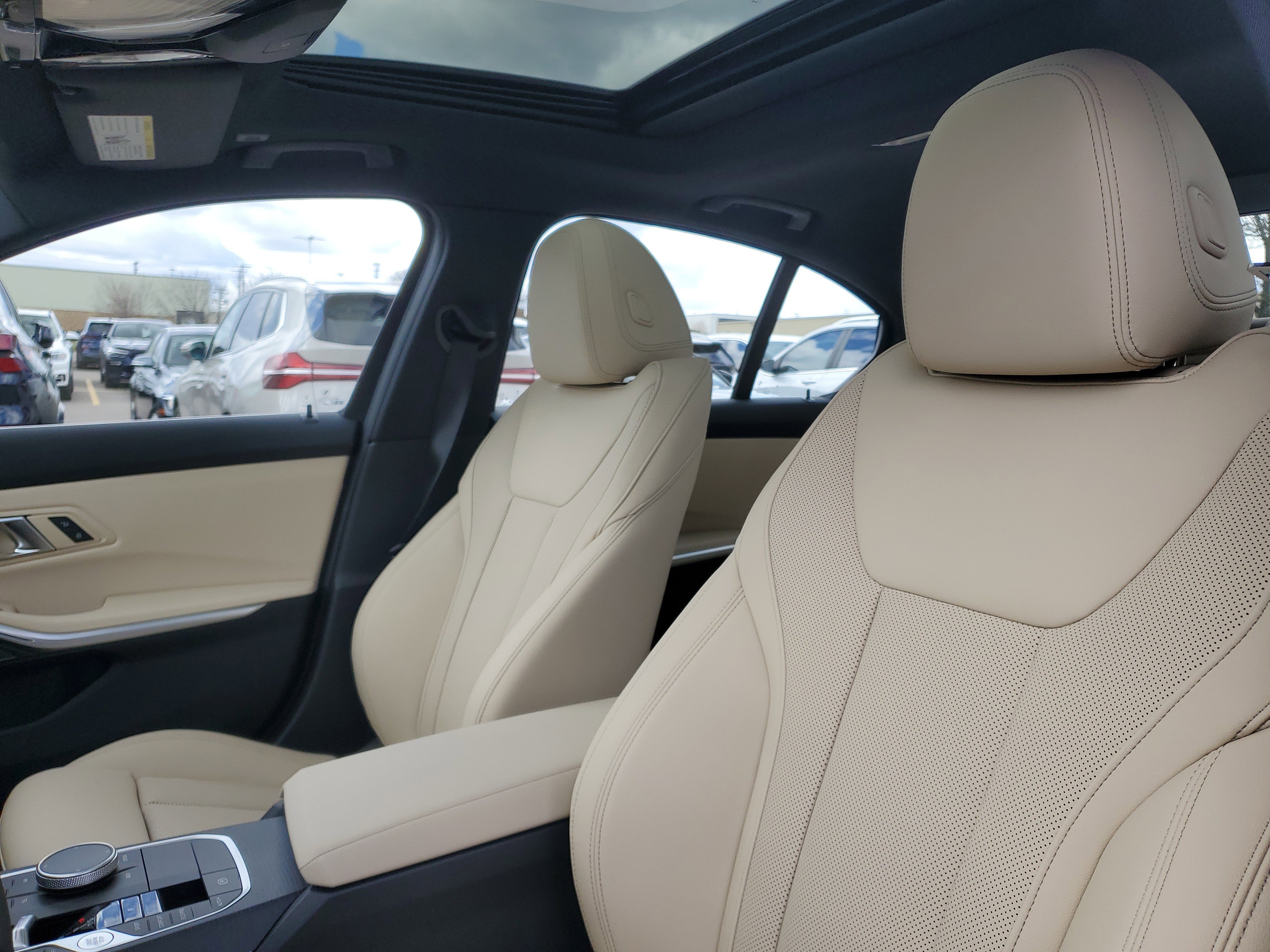 New 2026 BMW 330i xDrive Sedan w/ Premium Package image 7