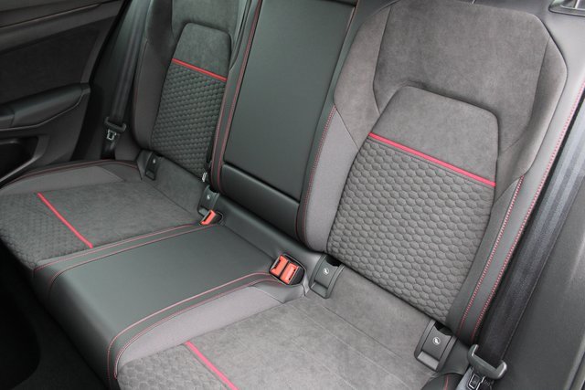 New 2026 Volkswagen GTI SE image 6