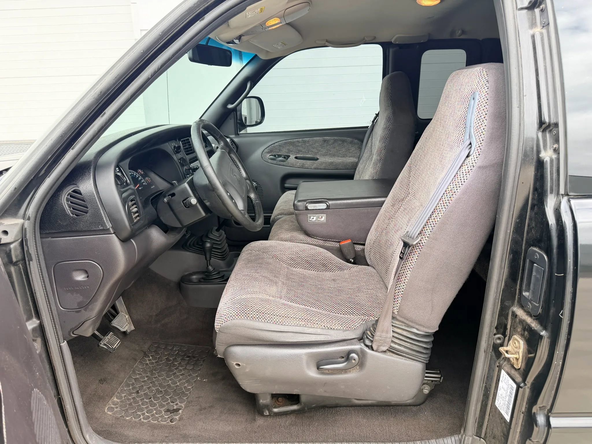 Used 2001 Dodge Ram 1500 Truck 4x4 Quad Cab image 10