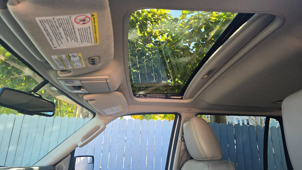 Used 2012 Ford Expedition Limited image 7